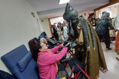 2024-01-05-Reyes-Magos-visitan-centro-dia-1