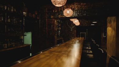 Photo of Nuevas restricciones: bares y restaurantes no podrán servir en barra y ventana, solo en mesas