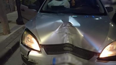 Photo of Un vehículo arranca una farola en un choque frontal por «conducción negligente»