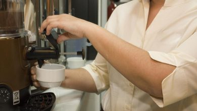 Photo of La restauración lidera la subida del paro a causa de la tercera ola de la pandemia