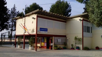 Photo of Obras de urgencia en el colegio Pablo Gil del Castillo de Sangonera la Seca tras caer un árbol sobre el tejado