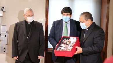 Photo of Alcantarilla reúne a los nazarenos de la Región con la noticia de la vuelta de las procesiones en 2022