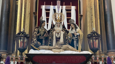Photo of La Cofradía del Santo Entierro de Alcantarilla premia a la Hermandad del Santo Sepulcro de Córdoba