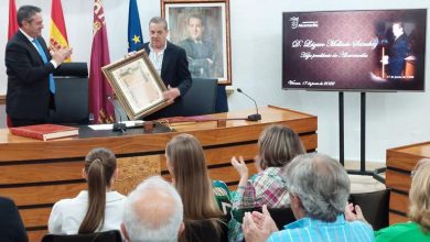 Photo of Lázaro Mellado recibe el título de Hijo Predilecto tras viente años como alcalde de Alcantarilla