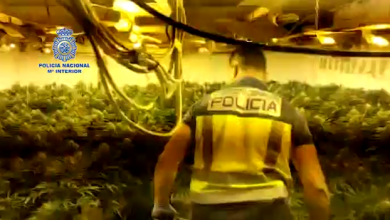 Photo of Detienen a un hombre con sacos de marihuana en su furgoneta y a otro con 96 kilos de ‘maría’ en su casa