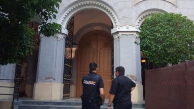 Photo of Detenidos dos hombres por interrumpir una misa a gritos y realizar actos obscenos