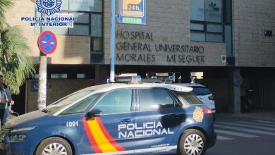 Photo of Roba un desfibrilador en el Morales Meseguer y es detenido cuando vuelve para ser atendido en Urgencias