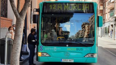 Photo of Los socialistas piden que las paradas de autobús mejoren la información de horarios