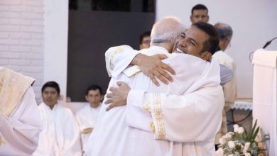 Photo of Reflexión dominical. Cantemos al amor de los amores