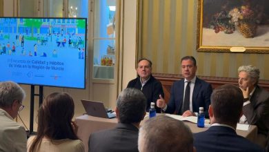 Photo of El 60% de los murcianos declaran que son felices, pero el 38% no llegan a fin de mes