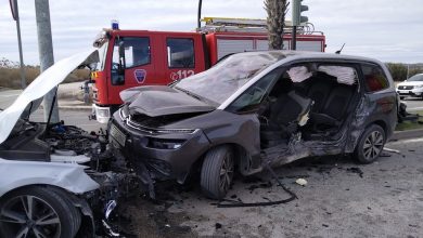 Photo of Herido grave un conductor que quedó atrapado en su coche tras colisionar con otro en Sangonera la Verde